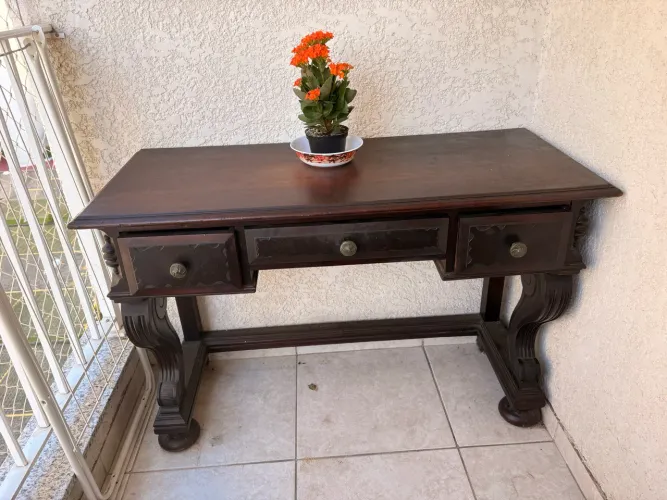 Vendo penteadeira relíquia antiguidade madeira de lei peça colecionável 