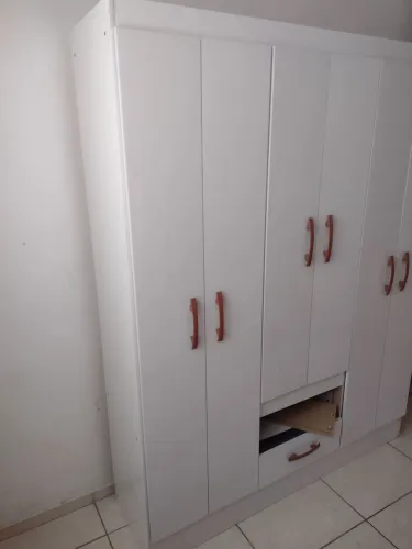 Guarda Roupas 6 portas 