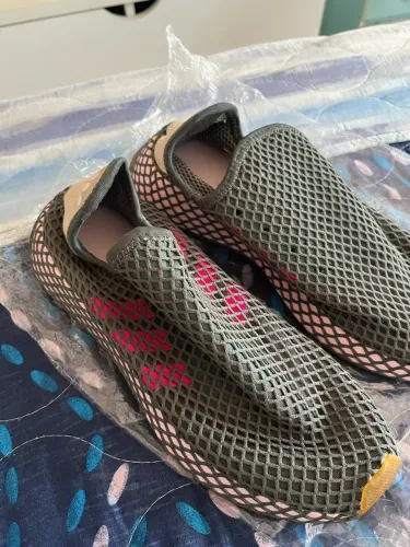 Tênis adidas