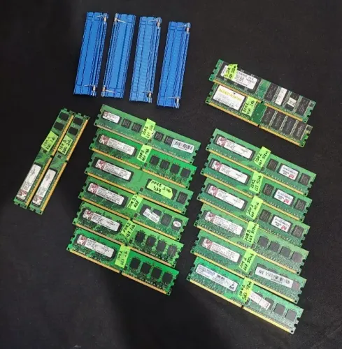 Memória Ddr Ddr2 512mb 1Gb 2Gb 16 Memórias para PC e 4 dissipadores de alumínio