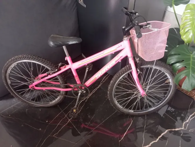 Vendo bicicleta aro 24 semi nova