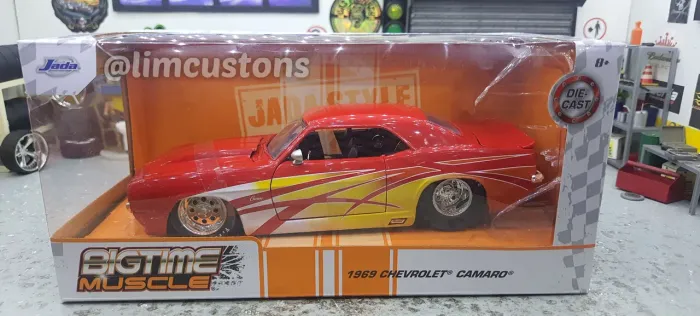 Chevrolet Camaro 1969 1:24 Jada toys vermelho