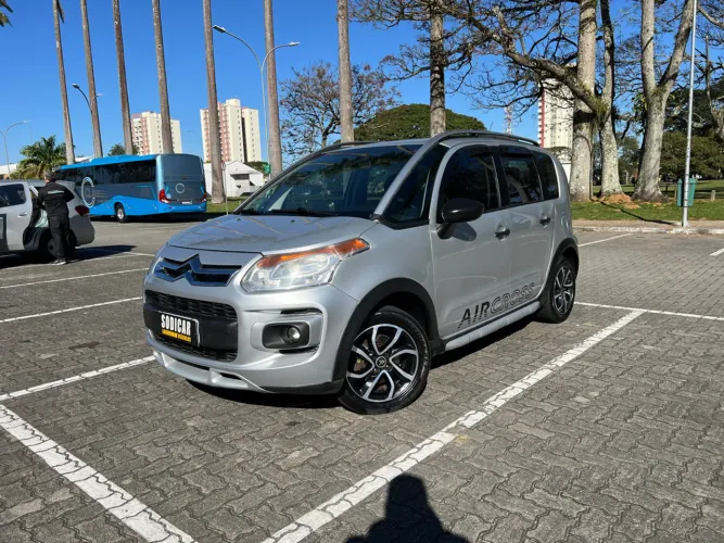 Citroen Aircross GLX 1.6 Flex 16V 5P Mec. 2011