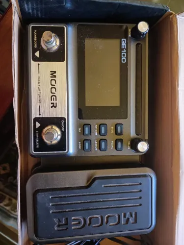 Pedaleira Mooer GE100
