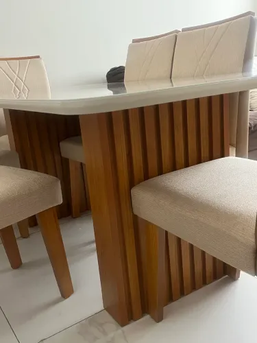 Mesa 6 cadeiras