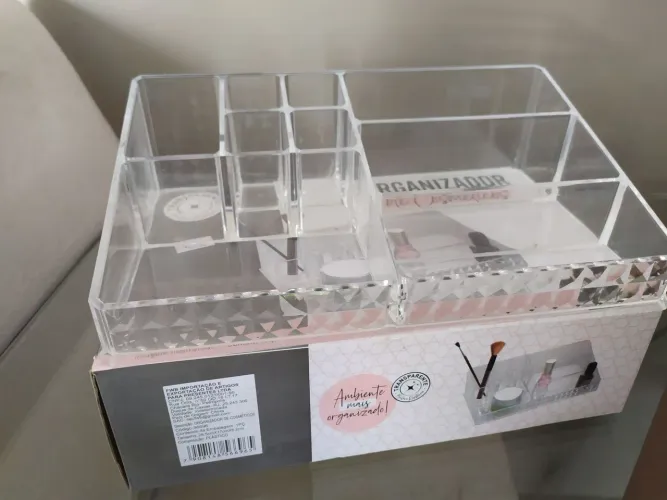 Organizador de Acrílico Luxo p make/ Cosméticos etc..