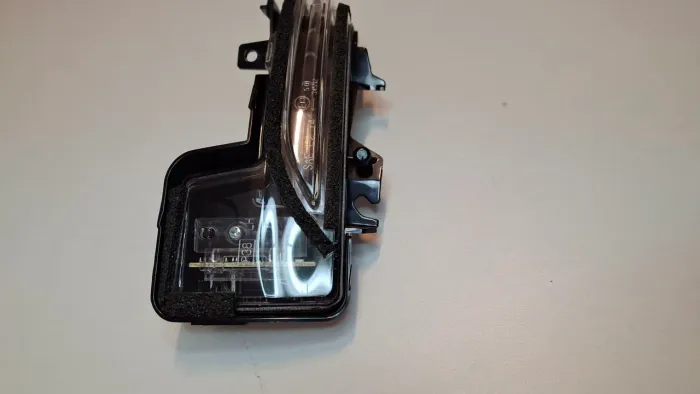 Pisca seta retrovisor mitsubishi L200 triton sport lado esquerdo 