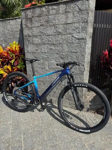Oggi Agile Sport Shimano Deore 12v Nova tam 17