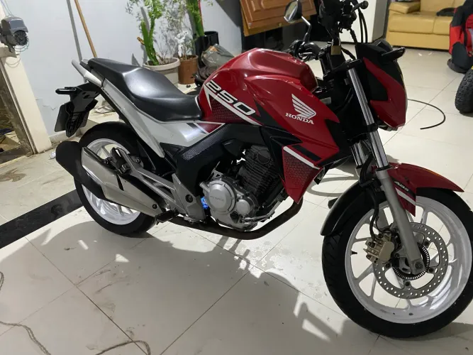 Cb250f abs