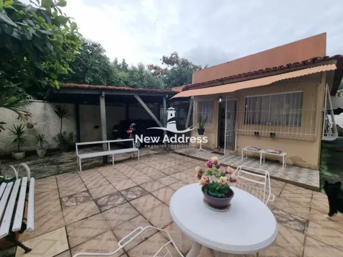 Casa com 3 quartos, churrasqueira e garagem para 2 carros. Sem financiamento. Visite!