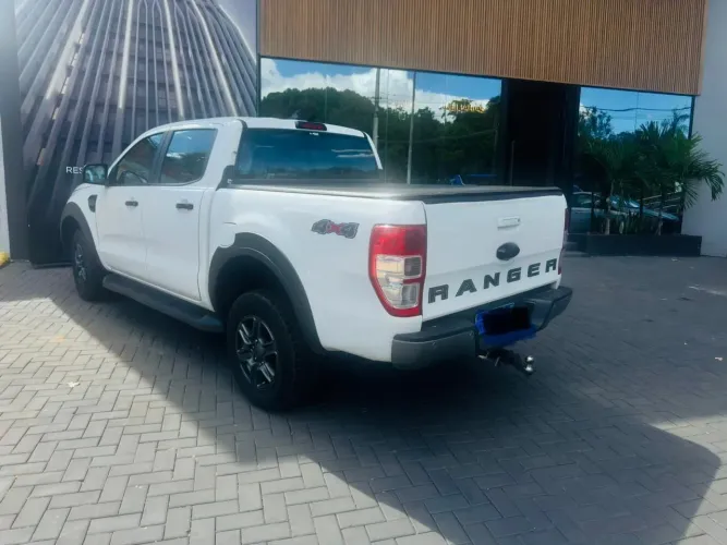 Ford Ranger XLS 2.2 4X4 CD Diesel Aut. 2022