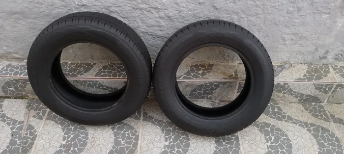 Par pneus Dunlop 175/65/14