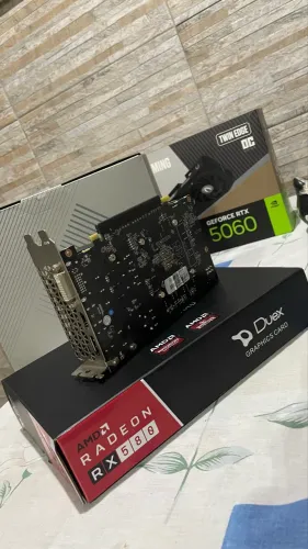 Placa de video RX 580 8gb AMD