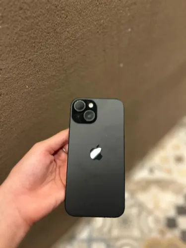 iPhone 15 Todo Original 84%