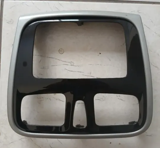 Moldura Original Multimidia Renault SANDERO