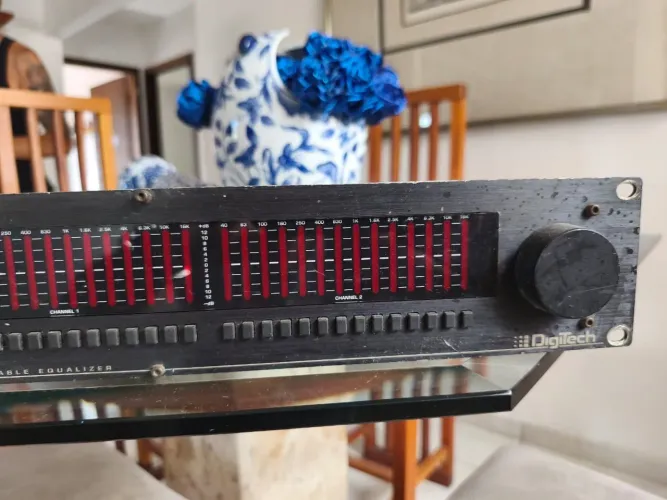 Equalizador MEQ Dual 14 - MIDI Programavel