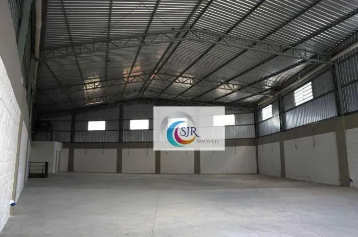 Galpão, 637 m² - venda ou aluguel - Perová - Arujá/SP