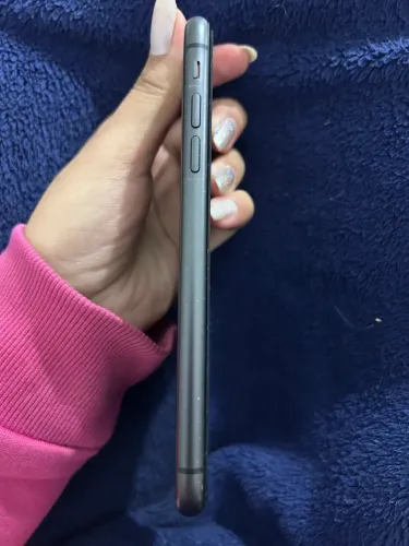 IPHONE 11 USADO EM BOAS CONDIÇÕES
