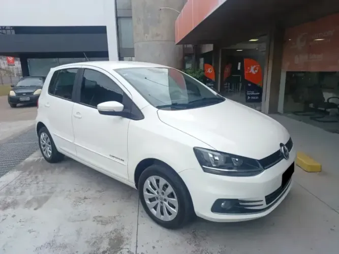 Volkswagen Fox Comfortline I Motion 1.6 Flex 8V 5P 2015