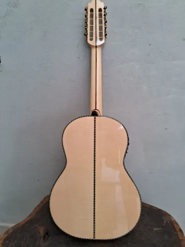 Viola