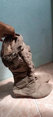 Bota cano médio