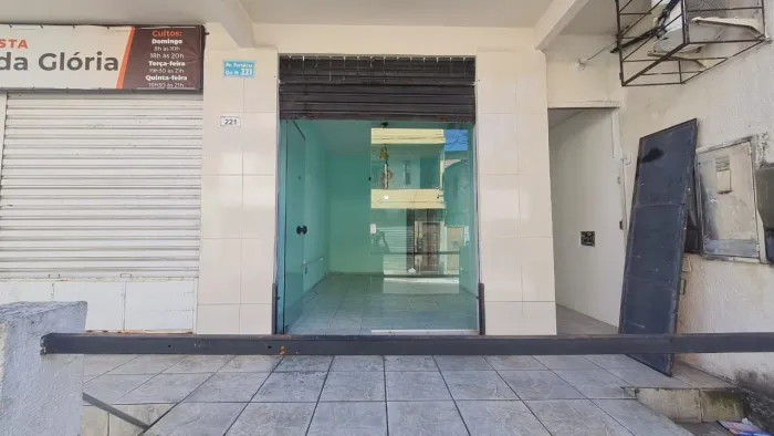 Alugo Sala Comercial 24m² em Avenida Principal