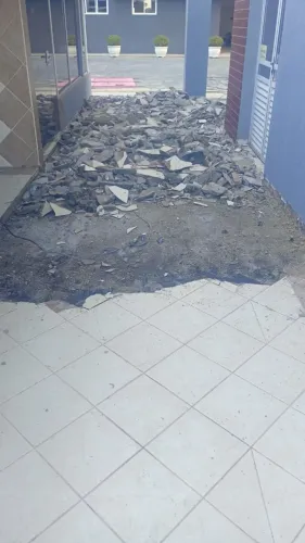 Vaga para ajudante campo largo