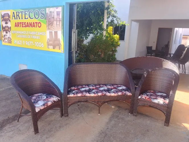 Sofá em fibras sintética tropical 