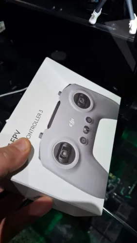 Dji controller 3 Lacrado