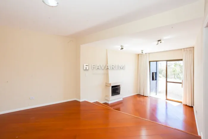 APARTAMENTO com 3 dormitórios à venda com 160m² por R$ 870.000,00 no bairro Água Verde - C
