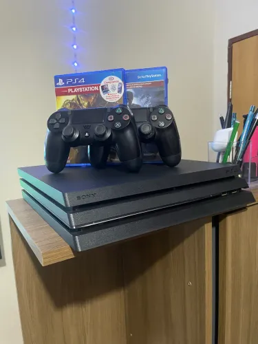 PS4 PRO