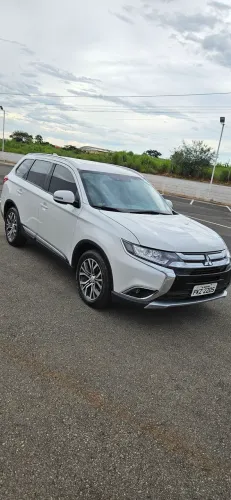 Mitsubishi Outlander 2.0 16V 160cv Aut. 2017