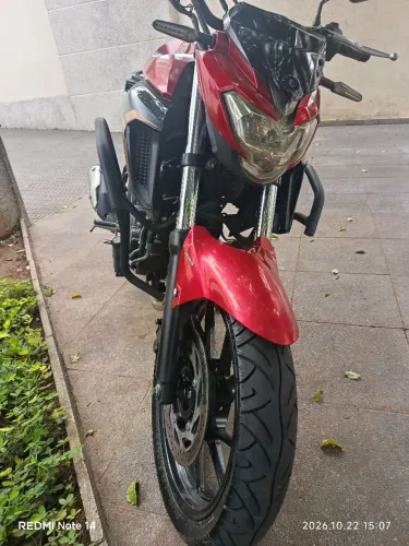 Fazer 250 F25.