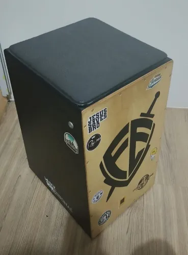 Cajon elétrico 