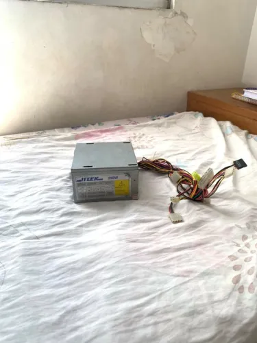 Fonte de Pc padrão 250w