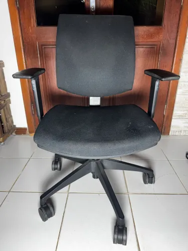 Cadeira de Escritório Rotatória