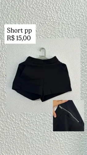 Short preto