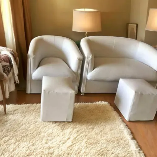 Poltronas e Puffs para Sala de Estar