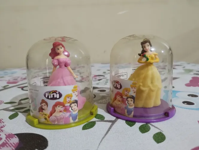 Bonecas princesas fini 