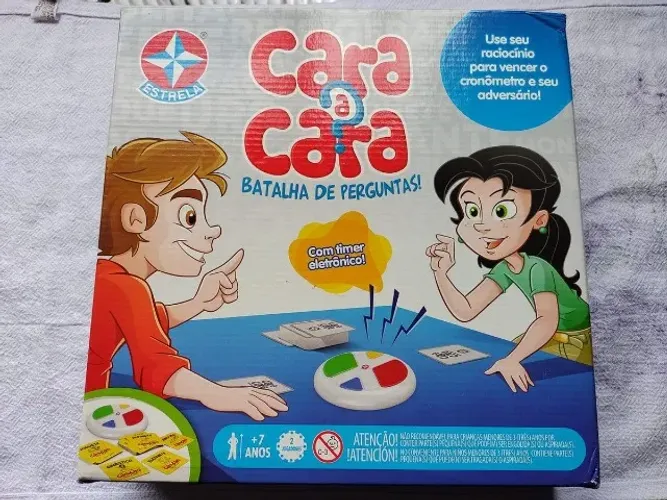 Jogo Cara a Cara - Batalha de Perguntas