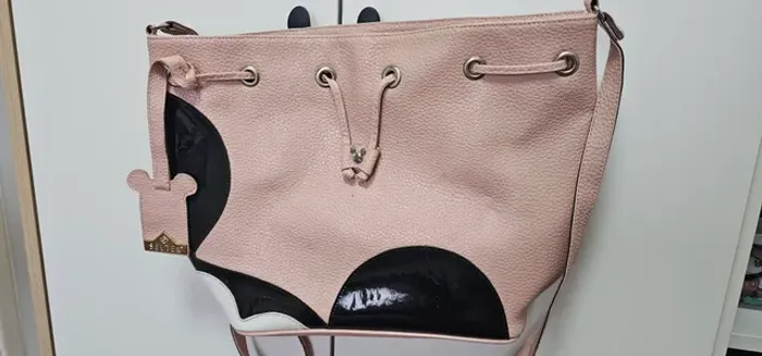 Bolsa Saco Minnie com Alça Lateral Regulável