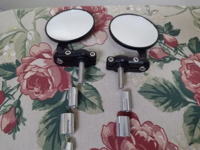 Espelhos redondos para extremidade de guidão de moto - Usados