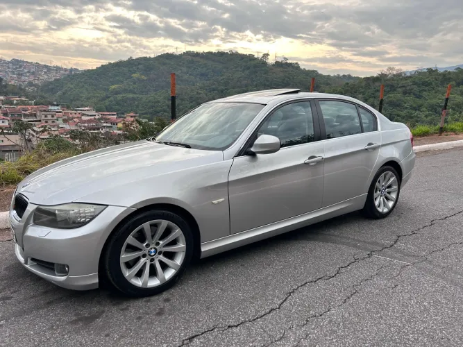 BMW 325I A 2009