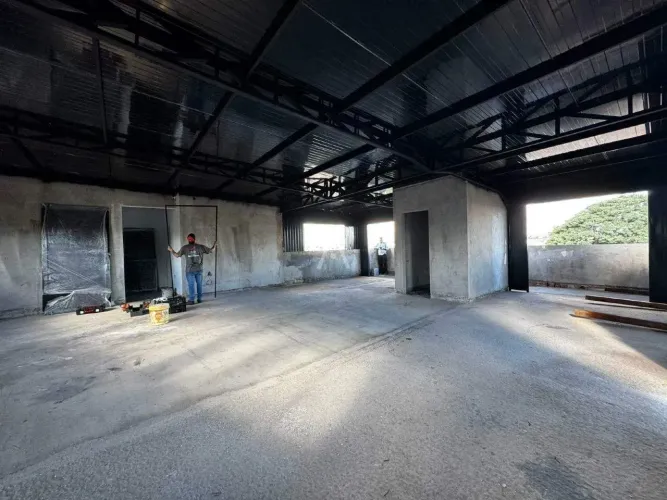 Sala Comercial para aluguel no Bairro SANTA CRUZ em CASCAVEL por R$ 5.000,00