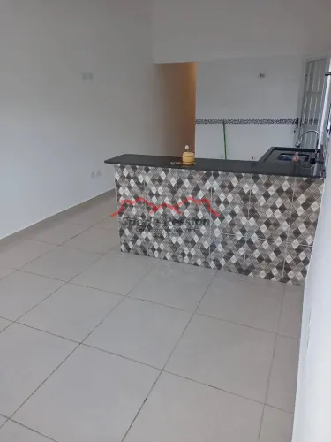 LINDA Casa com 2 DORTS e 1 banheiro à, 62 m² BOM J PERDOES. JÁ COM INQUIL