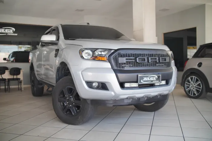 Ford Ranger XLS 2.2 4X2 CD Diesel Aut. 2019