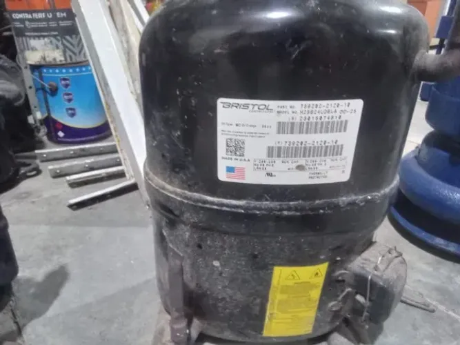COMPRESSOR BRISTOL MOD: H29B24UDBLACC-25 220V TRIFÁSICO R22