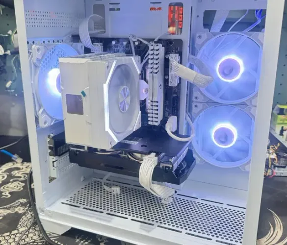 Cpu Gamer White Intel I7 10700k 16GB Ram RTX 2060
