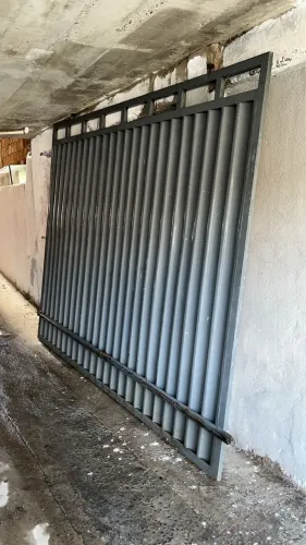 Portão de garagem 2,27 de altura 2,90 de largura
