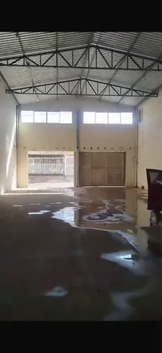 GALPÃO TOP NO LOTE DE 250 METROS ESCRITURADO NO CENTRO DA CEILÂNDIA